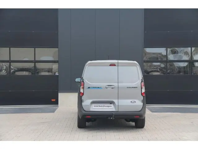 Ford E-Transit Courier