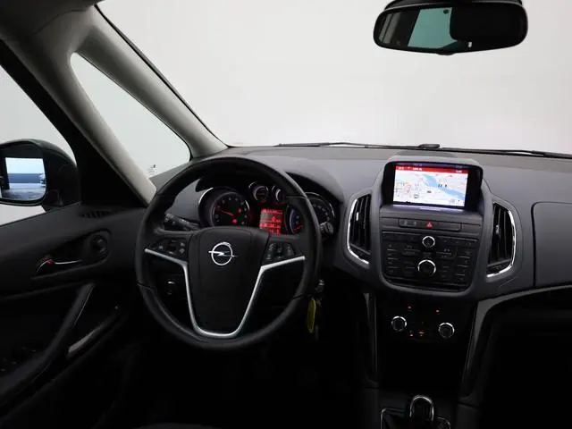 Opel Zafira Tourer 1.4T 140Pk Cosmo 7p. | Trekhaak | Camera | Xenon | Prijs Rijklaar!!