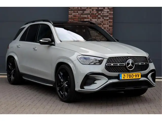 Mercedes-Benz GLE-klasse 400 e 4MATIC AMG Line Premium+ | Facelift | Luchtvering | Distronic+ | Burm...