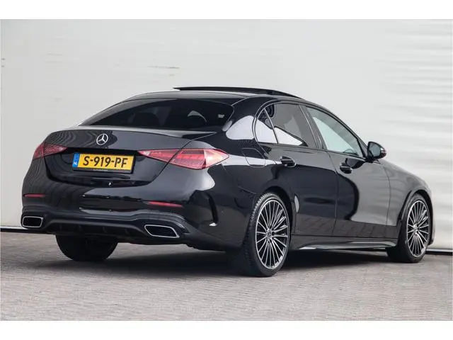 Mercedes-Benz C-klasse 200 AMG Nightpack, Pano, Carplay, Camera, 2022