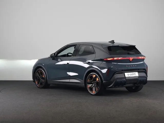 CUPRA Raval Performance First Edition 56 kWh 211PK| Sennheiser | Matrix Koplampen | Navigatie | 19 I...