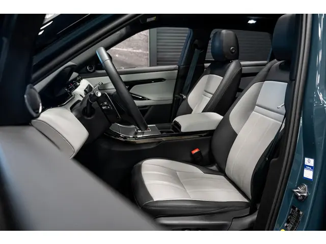 Land Rover Range Rover Evoque 1.5 P270e PHEV AWD Dynamic SE *Panorama / Meridian / Memory / Surround...