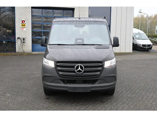 Mercedes-Benz Sprinter 317 CDI Pro L2 Open laadbak DC 3500 kg Trekhaak, MBUX met camera, Etc.