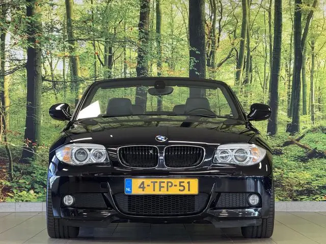 BMW 1-serie Cabrio 118i M Sport Edition | Origineel Nederlands! | M Pakket | Leder | Navigatie | Cru...