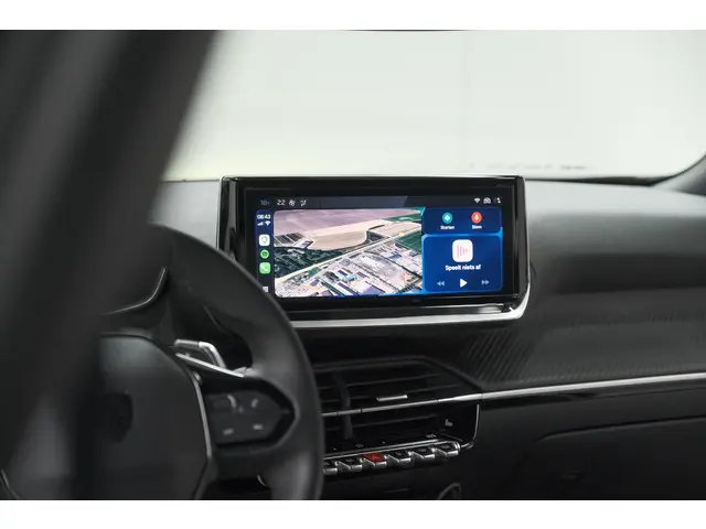 Peugeot 2008 PureTech 130 EAT8 Allure | 360 Camera | Adaptieve Cruise Control | Dodehoekdetectie