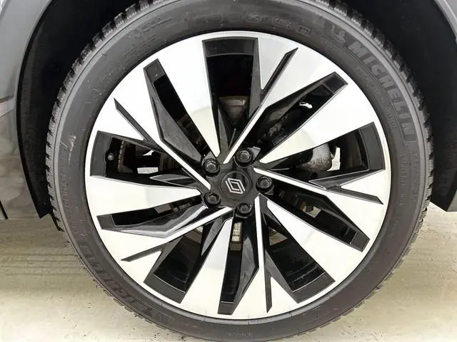 Renault Rafale