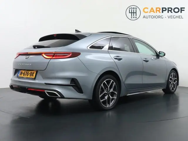 Kia ProCeed 1.5 T-GDI GT-Line Pano Dak | NAP | LMV | Stoelverwarming | Camera |