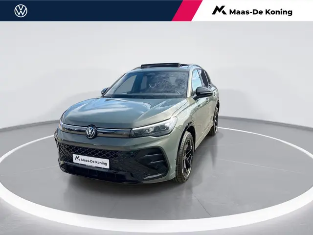 Volkswagen Tiguan 1.5eHybrid 150kW/204PK DSG R-Line Black Style · Trekhaak · Panoramadak · Massage f...