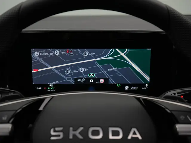 Skoda Kodiaq 1.5 TSI 204 pk PHEV Sportline Business | Panoramadak | Geheugenstoelen | Matrix LED | A...