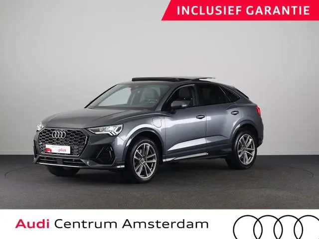 Audi Q3 Sportback 45 TFSI e S Edition 245pk | Panoramadak | Navigatie | Stoelverwarming | Afgevlakt...