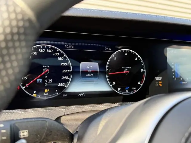 Mercedes-Benz S-Klasse