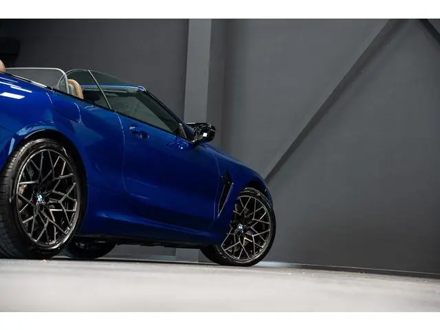 BMW M8