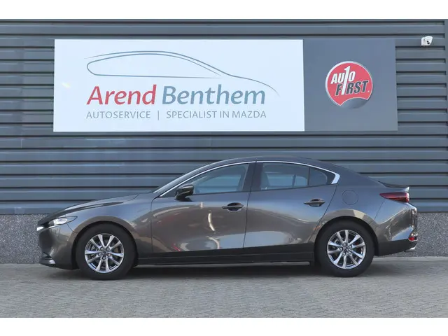 Mazda 3 Automaat 2.0 E-SkyActiv-G 122 Camera / Leer / Navi / Apple-Android / ST-verwarming / Cruise