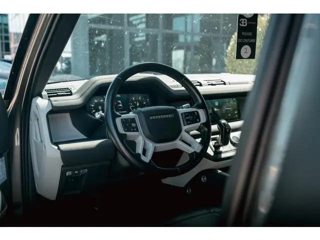 Land Rover Defender 90 D250 90 First edition