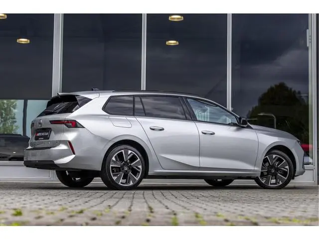 Opel Astra Electric 54 kWh | NL auto | Stuur ver. | LED