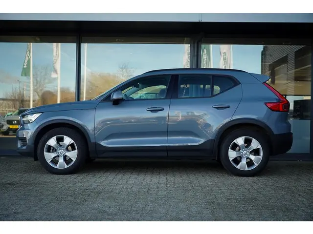 Volvo XC40 1.5 T2 Business Pro / Aut / Adaptive Cruise / Trekhaak / Incl BTW