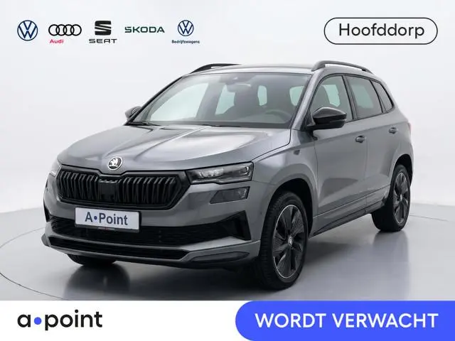 Skoda Karoq 1.5 TSI ACT Sportline Business 150 pk Automaat (DSG) | Verlengde garantie | Navigatie vi...