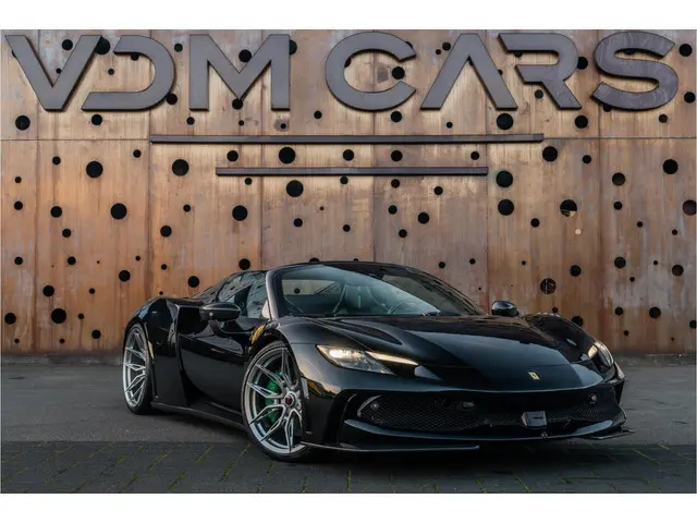 Ferrari 296 GTS 3.0 V6 N-LARGO | 1 OF 15 | Full Carbon | Novitec Widebody | ADAS | Lift | CarPlay |