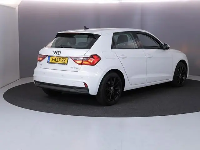 Audi A1 Sportback 25 TFSI Pro Line 95 pk | Navigatie via App | Parkeersensoren achter | Cruise contr...