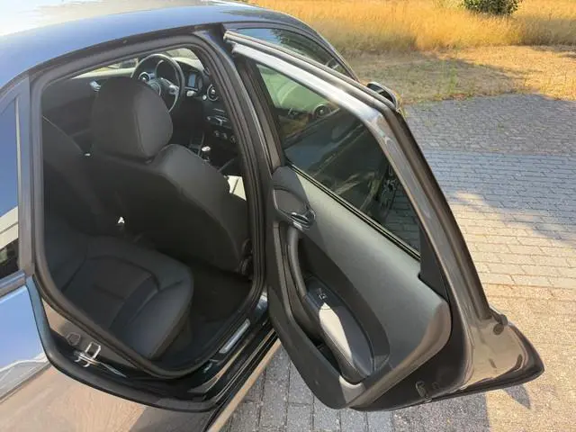 Audi S1