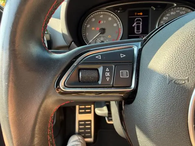 Audi S1