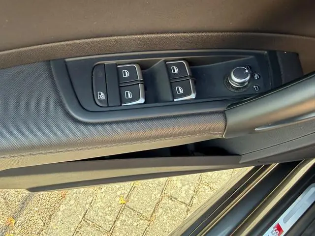 Audi S1