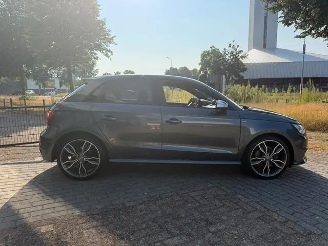 Audi S1