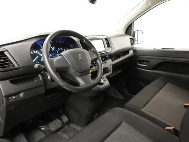 Peugeot Expert 2.0 BlueHDI 145 PK Airco Bluetooth Cruise Control Trekhaak Navigatie Carplay