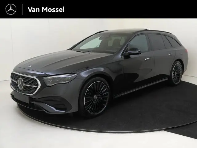 Mercedes-Benz E-klasse Estate 300 e Business Solution AMG / Superscreen / Panoramadak / Winterpakket...