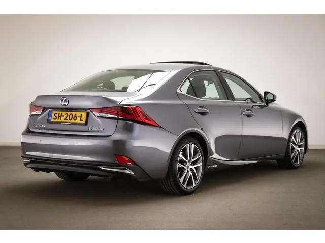 Lexus IS 300h Hybrid Business Line | SCHUIFDAK | SAFETY PACK | NAVIGATIE | CAMERA