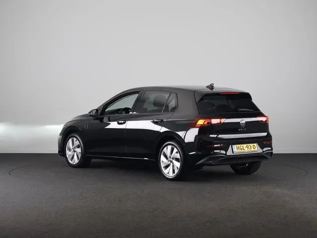 Volkswagen Golf 1.5 eHybrid Life Edition 204PK | Automaat | Camera | Extra getint glas | verlengde g...