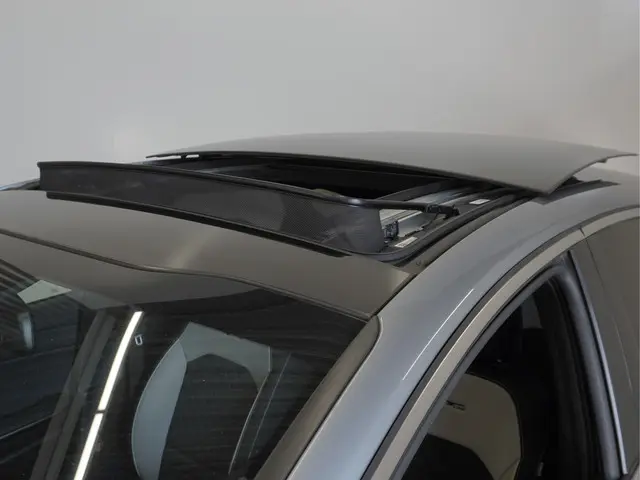 Kia ProCeed 1.5 T-GDi 160PK Automaat GT-Line Edition | Panoramadak | Trekhaak | NL auto | Rijklaarprijs