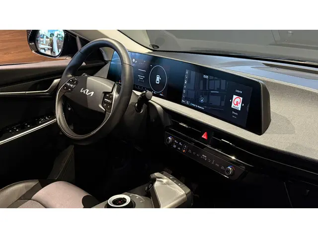 Kia EV6 Edition Advanced 77.4 kWh 100% SOH + STUURVERWARMING / CAMERA / CARPLAY