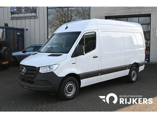 Mercedes-Benz eSprinter 314 RWD L2H2 Pro 81kWh DC opladen 115 kW, Betimmering laadruimte, Etc.