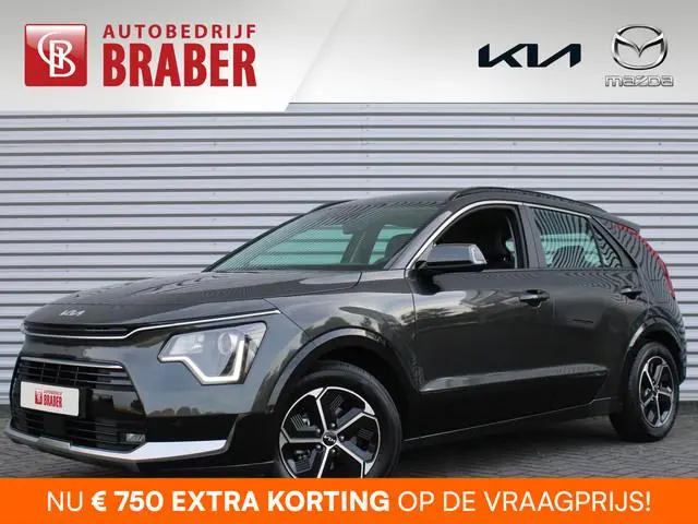 Kia Niro 1.6 GDi Hybrid DynamicLine | Automaat | Nieuw | Direct leverbaar | Tot € 3.000 inruilvoorde...