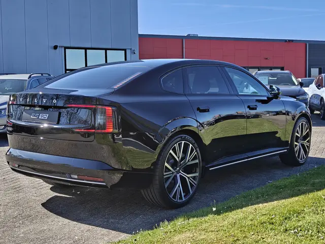 Volvo ES90
