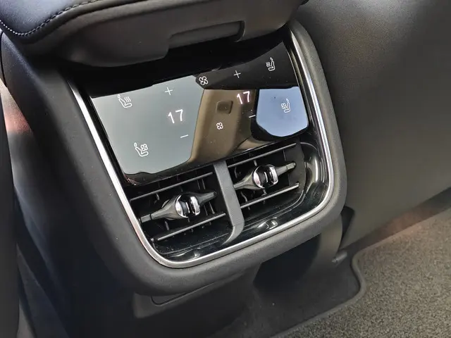 Volvo ES90