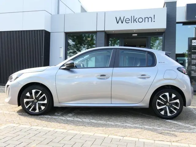 Peugeot 208 1.2 PureTech 100 Style | Navigatie | DAB | Bluetooth