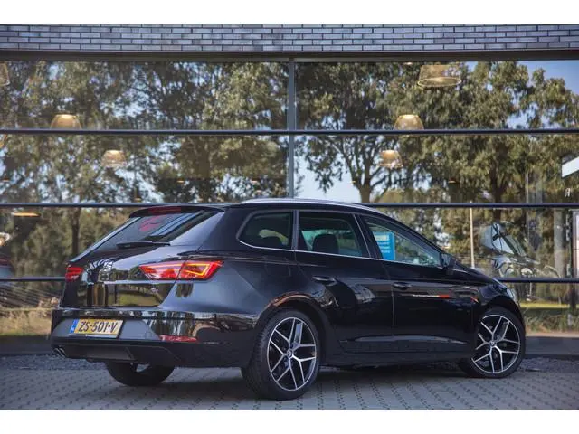 SEAT Leon ST 1.5 TSI FR Business Intense , Pano, Beats, Adap. Cruise, Virt. Cockpit