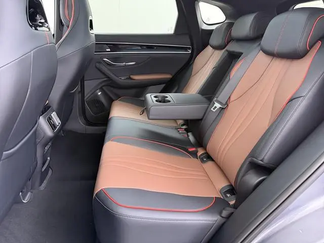 BYD SEAL U