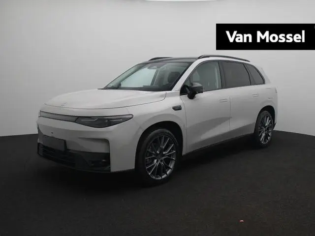 Leapmotor C10 Design Pro 69.9 kWh | NU TE BESTELLEN | TOT 4 JAAR GARANTIE | VAN € 42.350,- VOOR € 39...