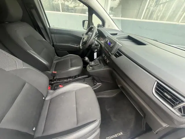 Nissan Townstar