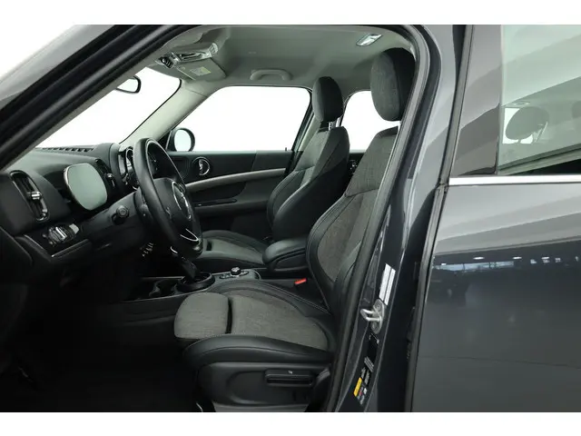 MINI Mini Countryman 1.5 Cooper S E ALL4 | Rijklaar! | Cruise | Elek. Klep | Stoelverw. | Nav+CarPla...