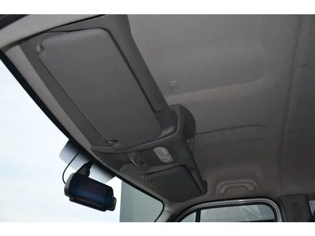 Nissan NV400