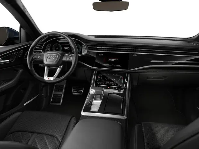 Audi Q8 55 TFSI e quattro Pro Line S 394 PK · 22" LM Velgen · Glazen panoramdak · B&O Premium 3D · A...