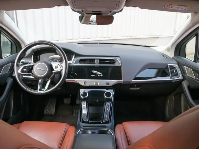 Jaguar I-PACE