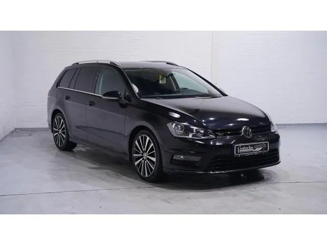 Volkswagen Golf Variant 1.6 TDI Highline R-line Sportstoelen lederen bekleding NAP DAB-ontvangst cru...