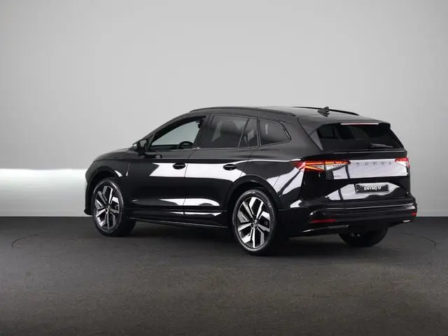 Skoda Enyaq 85 Sportline 286pk | Panoramadak | 20 inch | Sportstoelen | Adaptive Cruise | Blind Spot