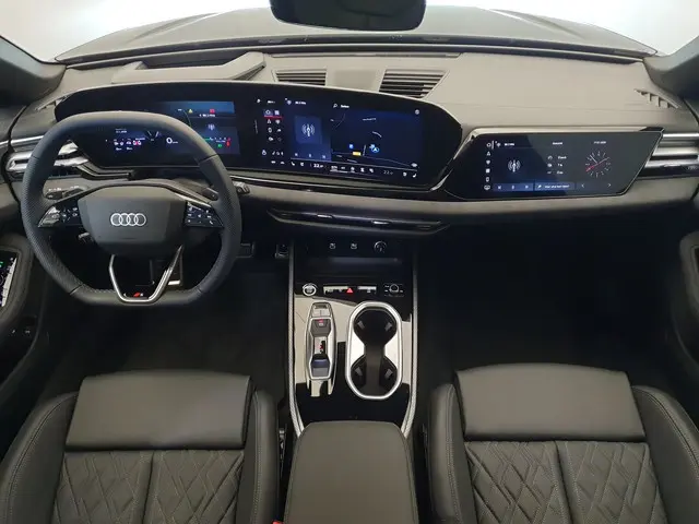 Audi A6 Avant 2.0 e-hybrid quattro S edition Competition Luchtvering, Panoramadak, Trekhaak, B&O, Achterasbesturing