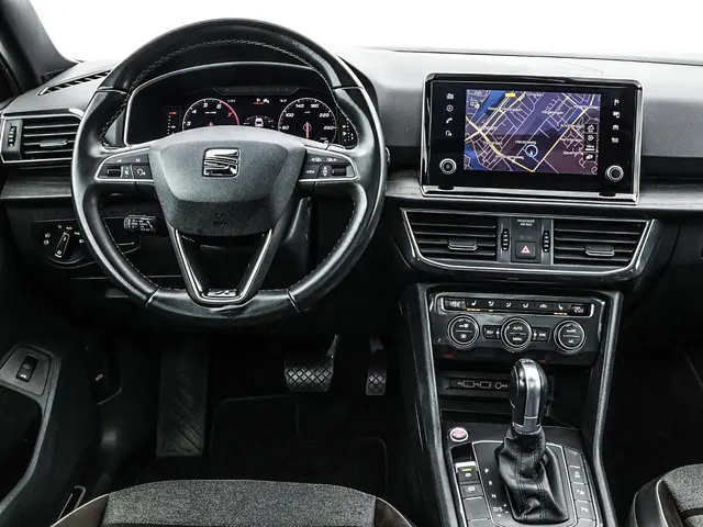 SEAT Tarraco 2.0 TSI 190pk DSG 4DRIVE Xcellence Limited Ed 7p. · Panoramadak · Elek. Voorstoel · Bea...